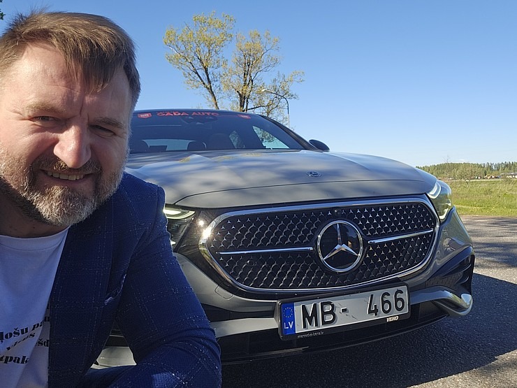 Travelnews.lv sadarbībā ar «Gada Auto» veic dienas testu ar 13 dažādiem spēkratiem 353588