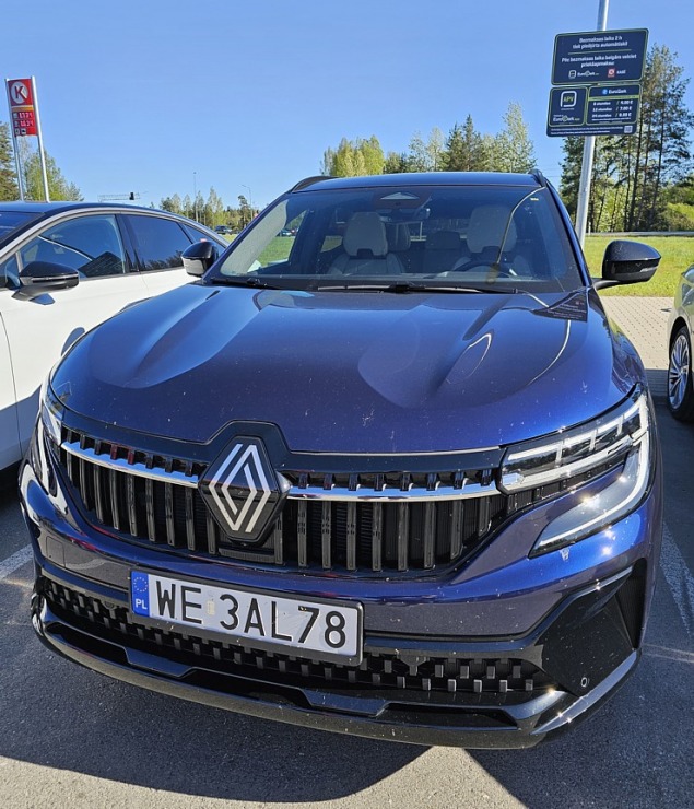 Travelnews.lv sadarbībā ar «Gada Auto» veic dienas testu ar 13 dažādiem spēkratiem 353593