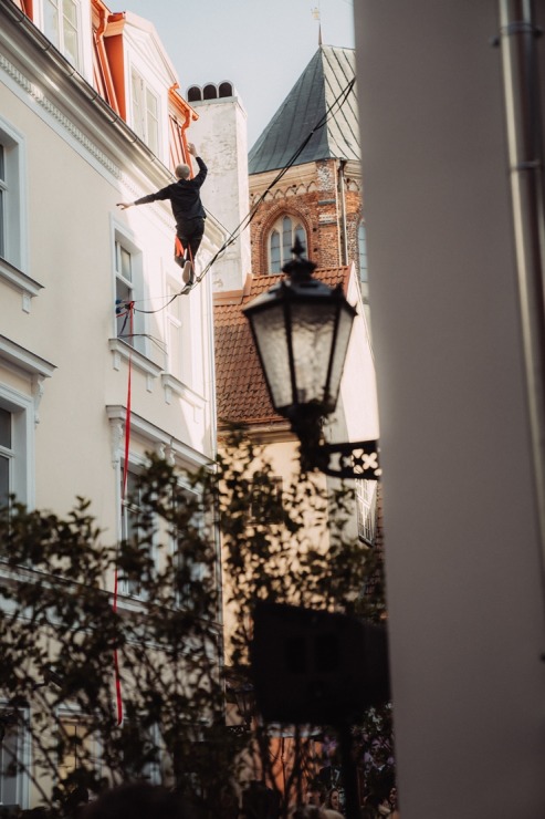 Vecrīgas centrā ar plašu vērienu tiek atklāta 4 zvaigžņu viesnīca «Konventa Sēta Hotel». Foto: konventaseta.keystonecollection.com 353902