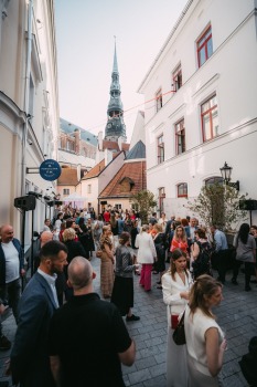 Vecrīgas centrā ar plašu vērienu tiek atklāta 4 zvaigžņu viesnīca «Konventa Sēta Hotel». Foto: konventaseta.keystonecollection.com 8