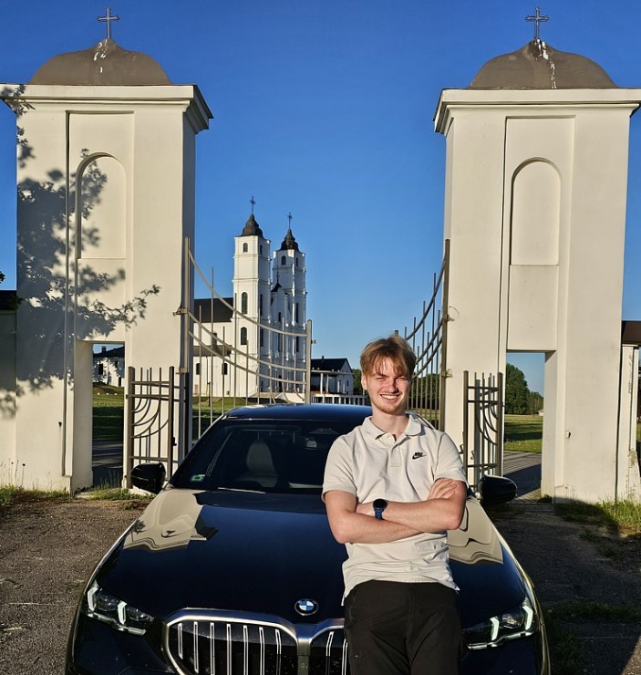 Sadarbībā ar auto nomu «Sixt Latvija» ceļojam uz Latgali, lai noskaidrotu... vai ezeros var peldēties? Sadarbībā ar auto nomu «Sixt Latvija» ceļojam uz Latgali, lai noskaidrotu... vai ezeros var peldēties? 354447
