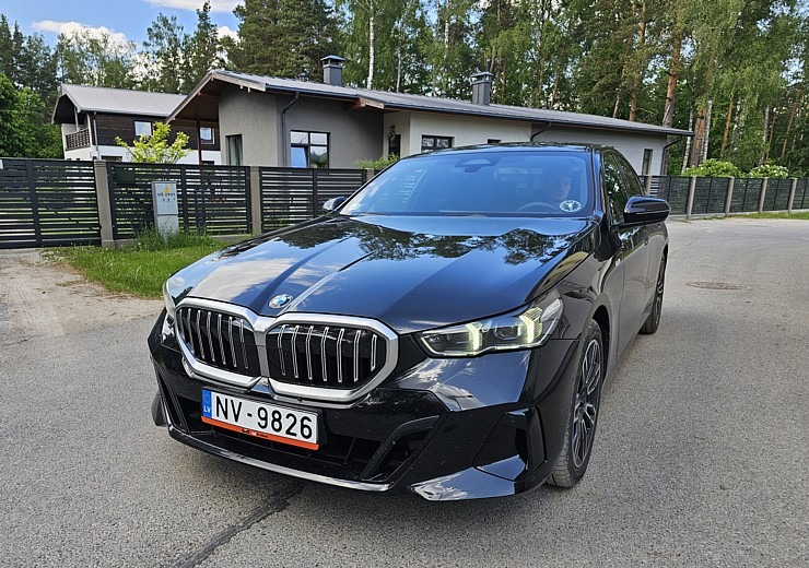 Sadarbībā ar auto nomu «Sixt Latvija» ceļojam uz Latgali, lai noskaidrotu... vai ezeros var peldēties? Sadarbībā ar auto nomu «Sixt Latvija» ceļojam uz Latgali, lai noskaidrotu... vai ezeros var peldēties? 354455