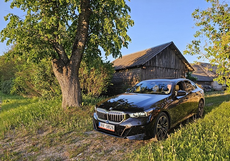 Sadarbībā ar auto nomu «Sixt Latvija» ceļojam uz Latgali, lai noskaidrotu... vai ezeros var peldēties? Sadarbībā ar auto nomu «Sixt Latvija» ceļojam uz Latgali, lai noskaidrotu... vai ezeros var peldēties? 354444