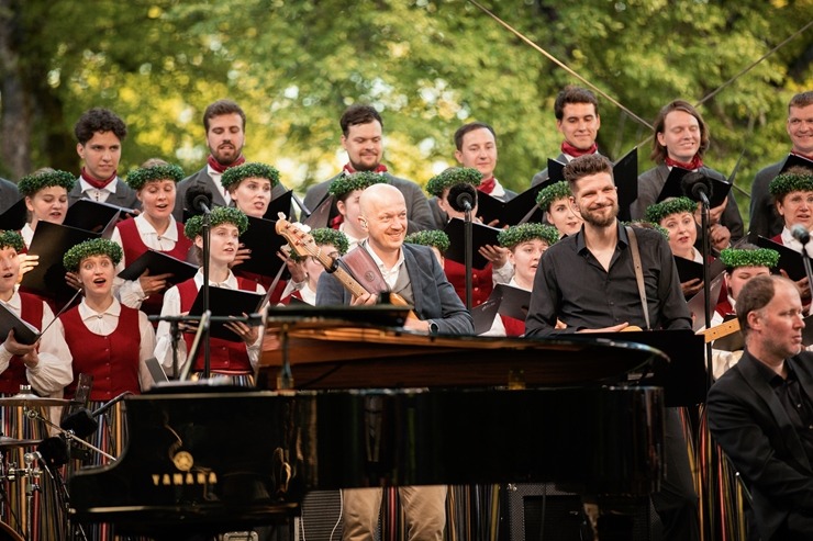 Daži fotomirkļi no Raimonda Tigula tradicionālā brīvdabas koncerta «Tiguļkalns» Talsos. Foto: Bruno Kabucis 355499