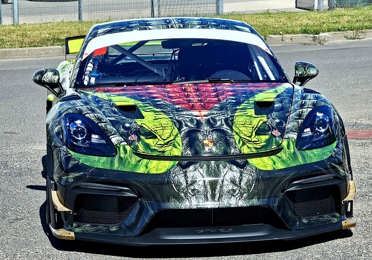 «Porsche Latvia Racing Team» piesaka zīmola entuziastiem «Porsche 718 Cayman GT4 RS Clubsport» 355580