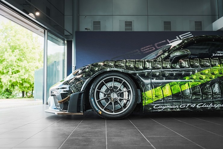 «Porsche Latvia Racing Team» piesaka zīmola entuziastiem «Porsche 718 Cayman GT4 RS Clubsport». Foto: Porsche.lv 355567