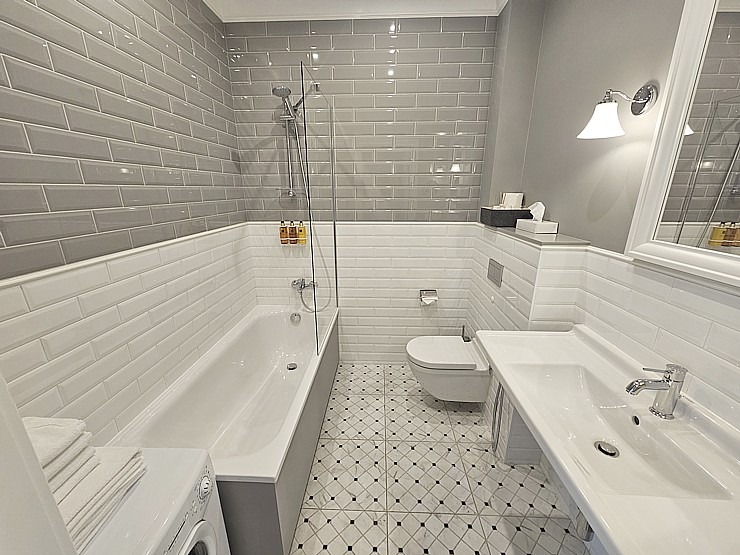 Travelnews.lv Rīgā iepazīst jaunu 4 zvaigžņu apartamentu viesnīcu «Aparthotel Amella» 355790