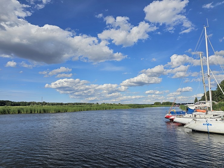 Latvijas tūrisma firma «Nikos Travel» uz peldošas terases Lielupē atzīmē 17 gadu jubileju 356289