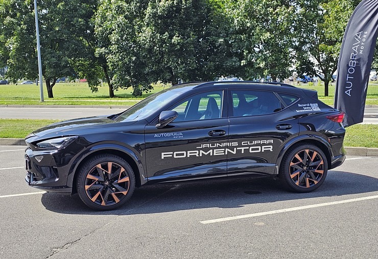 Autocentrs «Autobrava Motors» prezentē medijiem jauno 2024.gada «Cupra Formentor» 356598