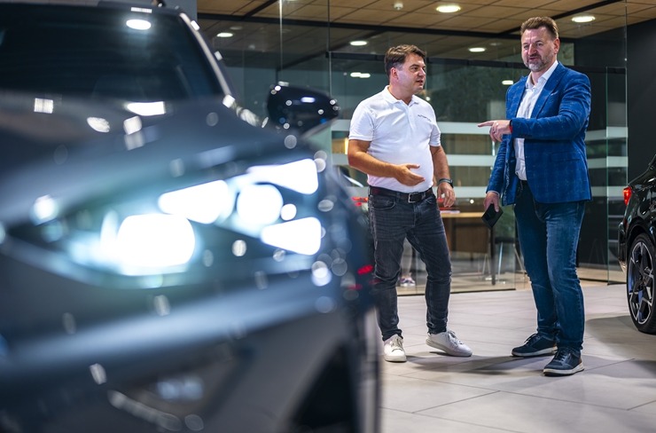 Jaunais «Cupra Formentor» piesaka avangarda dizainu ar modernām tehnoloģijām. Foto: Autobrava.lv 356678
