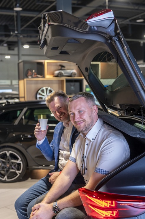 Jaunais «Cupra Formentor» piesaka avangarda dizainu ar modernām tehnoloģijām. Foto: Autobrava.lv 356679