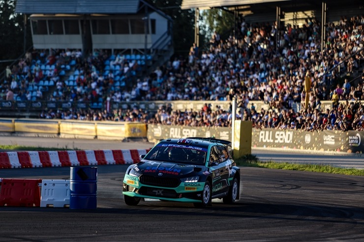 Piedāvājam spilgtākos foto mirkļus no FIA pasaules rallija čempionāta (WRC) debijas Latvijā. Foto: Gatis Smudzis 357099