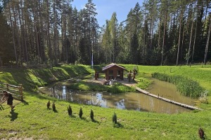 «Rakšu» brīvdabas ZOO Cēsu novadā piedāvā ne tikai kontaktu ar dzīvniekiem, bet arī teicamu infrastruktūru 38