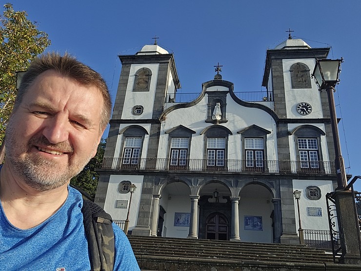Apmeklējam Madeiras svarīgāko svētceļojumu galamērķi - Nossa Senhora do Monte baznīcu. Sadarbībā ar «airBaltic» Apmeklējam Madeiras svarīgāko svētceļojumu galamērķi - Nossa Senhora do Monte baznīcu. Sadarbībā ar «airBaltic» 360942