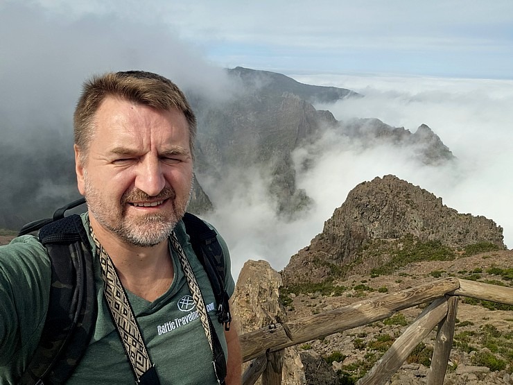 Apmeklējam Madeiras trešo augstāko virsotni Pico do Arieiro (1818) ar panorāmas laukumu. Sadarbībā ar «airBaltic» Apmeklējam Madeiras trešo augstāko virsotni Pico do Arieiro (1818) ar panorāmas laukumu. Sadarbībā ar «airBaltic» 361248