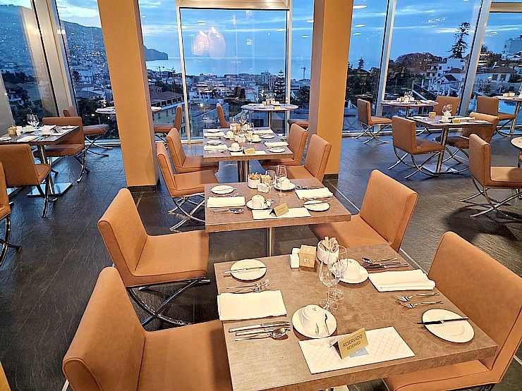 Divas naktis pavadām Madeiras galvaspilsētas 4 zvaigžņu viesnīcā «The Views Baía Hotel». Sadarbībā ar «airBaltic» Divas naktis pavadām Madeiras galvaspilsētas 4 zvaigžņu viesnīcā «The Views Baía Hotel». Sadarbībā ar «airBaltic» 361941