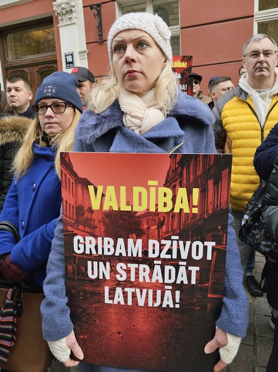 Latvijas ēdinātāji lielā skaitā pie Saeimas aicina politiķus samazināt PVN un uzklausīt nozares prasības 362702