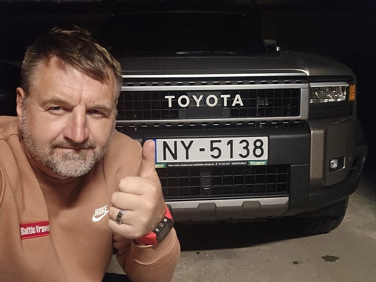 Sadarbībā ar auto nomu «Europcar Latvija» iepazīstam bezceļos jauno un kantīgo «Toyota Land Cruiser» 362954