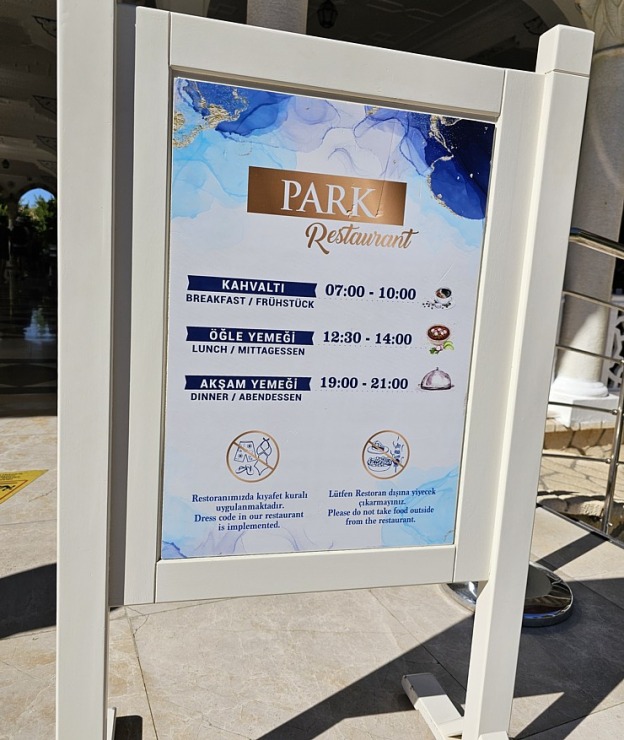 Turcijas viesnīca «Ali Bey Club Park Manavgat» piedāvā ēdienreizēs tortes, kūkas un citus saldumus Turcijas viesnīca «Ali Bey Club Park Manavgat» piedāvā ēdienreizēs tortes, kūkas un citus saldumus 363219