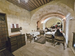 Sadarbībā ar «Turkish Airlines» izbaudām augstas klases restorānu «Kayakapi Premium Caves» Kapadokijā 3