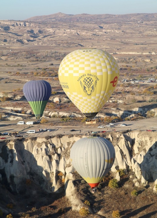 Sadarbībā ar «Turkish Airlines» saullēkta gaismā lidojam ar gandrīz 100 gaisa baloniem vienlaicīgi Sadarbībā ar «Turkish Airlines» saullēkta gaismā lidojam ar gandrīz 100 gaisa baloniem vienlaicīgi 364727