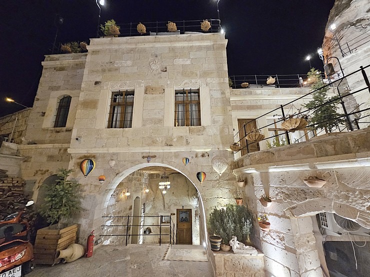 Sadarbībā ar «Turkish Airlines» ar 4 nakšņojumiem iepazīstam Kapadokijas alu viesnīcu «Peruna Cave Hotel» Sadarbībā ar «Turkish Airlines» ar 4 nakšņojumiem iepazīstam Kapadokijas alu viesnīcu «Peruna Cave Hotel» 364756