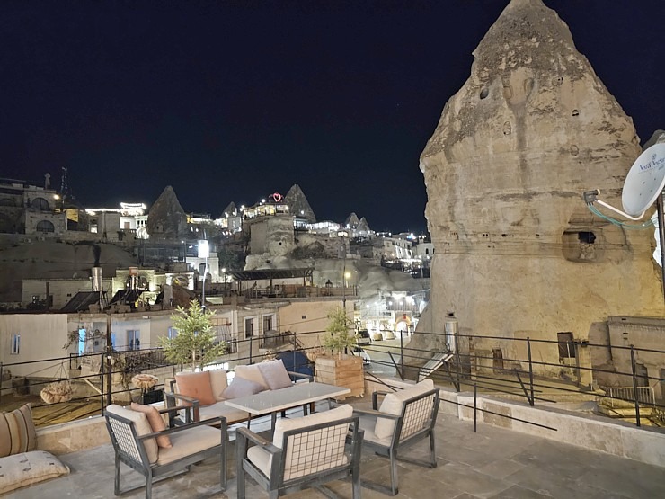 Sadarbībā ar «Turkish Airlines» ar 4 nakšņojumiem iepazīstam Kapadokijas alu viesnīcu «Peruna Cave Hotel» Sadarbībā ar «Turkish Airlines» ar 4 nakšņojumiem iepazīstam Kapadokijas alu viesnīcu «Peruna Cave Hotel» 364757