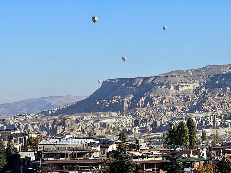Sadarbībā ar «Turkish Airlines» ar 4 nakšņojumiem iepazīstam Kapadokijas alu viesnīcu «Peruna Cave Hotel» Sadarbībā ar «Turkish Airlines» ar 4 nakšņojumiem iepazīstam Kapadokijas alu viesnīcu «Peruna Cave Hotel» 364766
