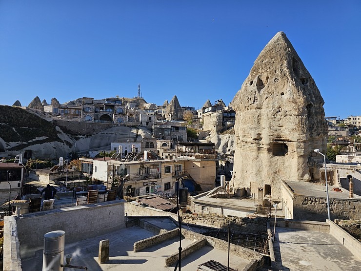 Sadarbībā ar «Turkish Airlines» ar 4 nakšņojumiem iepazīstam Kapadokijas alu viesnīcu «Peruna Cave Hotel» Sadarbībā ar «Turkish Airlines» ar 4 nakšņojumiem iepazīstam Kapadokijas alu viesnīcu «Peruna Cave Hotel» 364749