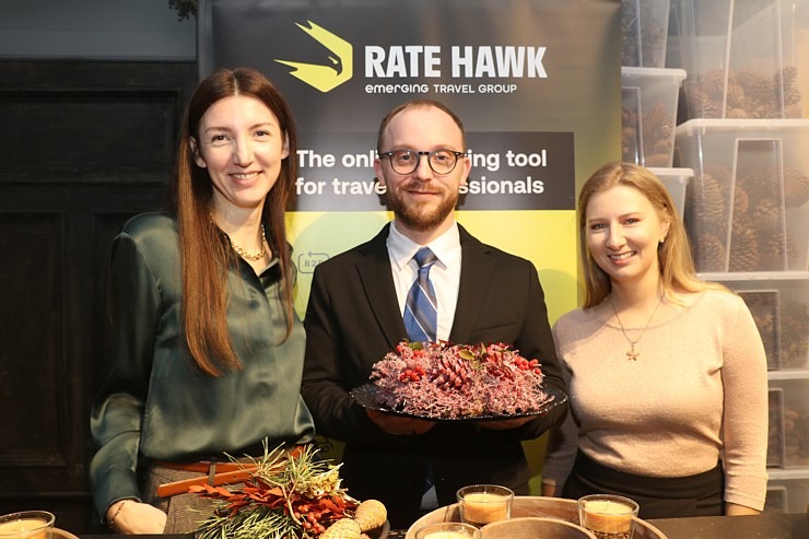 Starptautiskais ceļojumu tehnoloģiju uzņēmums «Rate Hawk» ar TOP labākajām tūrisma firmām meistaro Adventa vainagus Starptautiskais ceļojumu tehnoloģiju uzņēmums «Rate Hawk» ar TOP labākajām tūrisma firmām meistaro Adventa vainagus 364838