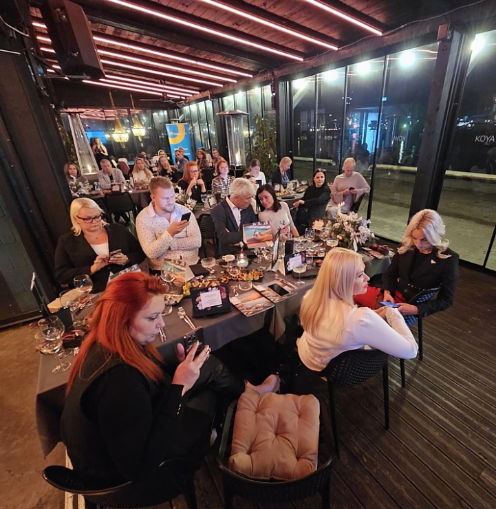 «Coral Travel Latvia» kopā ar Turcijas luksus viesnīcu «Regnum Carya» rīko svinīgas vakariņas Latvijas ceļojumu konsultantiem «Coral Travel Latvia» kopā ar Turcijas luksus viesnīcu «Regnum Carya» rīko svinīgas vakariņas Latvijas ceļojumu konsultantiem 365297