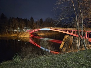 Ogre piedāvā Ziemassvētku noskaņojumu ar instagramīgiem gaismas objektiem 2