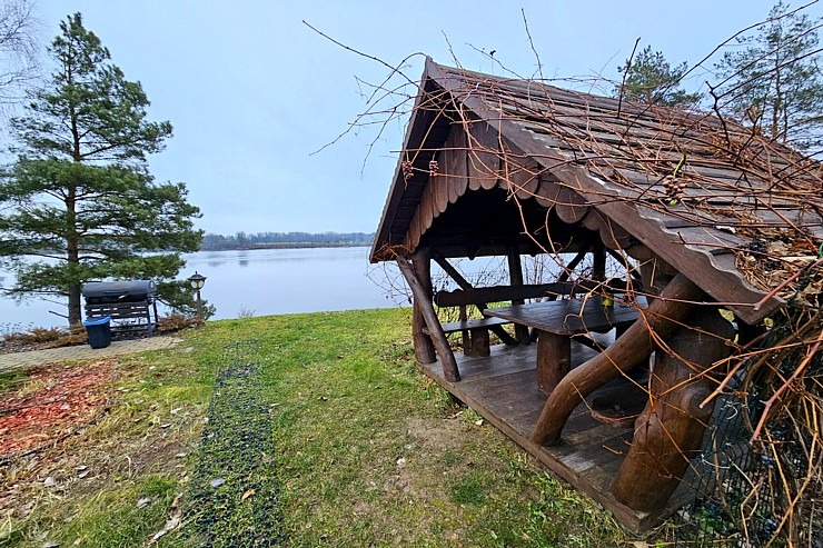 Iepazīstam Ogres novada viesmīlīgu brīvdienu māju kompleksu «Akmeni Nature Resort» 365616