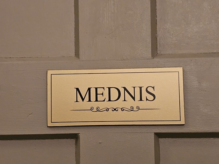 Nakšņojam un izbaudām grezna viesu nama «Bergervilla» viesmīlību Valkas novadā 366084