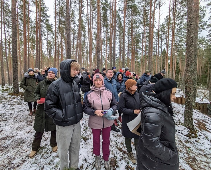 Latvijas patrioti Mārupes novada Antiņu kapos atceras Ziemassvētku kaujas ar cīņu rekonstrukciju. Foto: Juris Smaļinskis. Vairāk informācijas - milita 366725