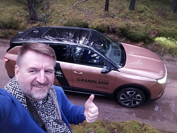 Sadarbībā ar «Auto Blitz» apceļojam Latviju ar jauno un Vācijā ražoto «Opel Grandland GS Hybrid» 367121