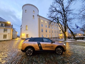 Sadarbībā ar «Auto Blitz» apceļojam Latviju ar jauno un Vācijā ražoto «Opel Grandland GS Hybrid» 19