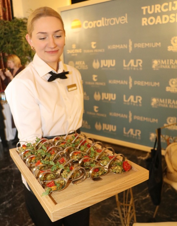 Tūroperators «Coral Travel Latvija» rīko Vecrīgas viesnīcā «Grand Palace Hotel» Turcijas viesnīcu Roadshow Tūroperators «Coral Travel Latvija» rīko Vecrīgas viesnīcā «Grand Palace Hotel» Turcijas viesnīcu Roadshow 367401