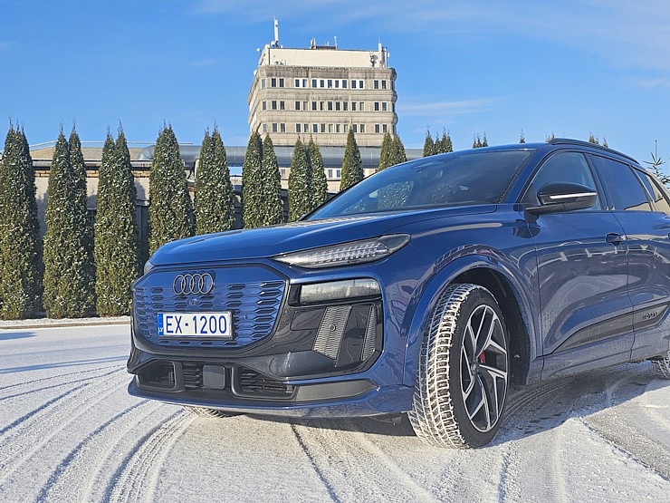 Ar 387 zirgspēku jaudīgo «Audi Q6 SUV e-tron» apceļojam Latviju 367759