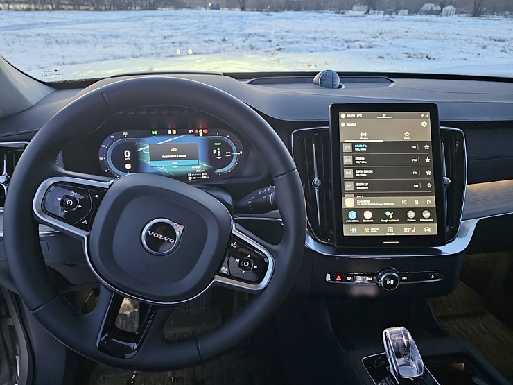 Apceļojam Latviju ar 455 zirgspēku jaudīgo Volvo XC90 Plug-in sadarbībā ar «Volvo Mūsa Motors Rīga» Apceļojam Latviju ar 455 zirgspēku jaudīgo Volvo XC90 Plug-in sadarbībā ar «Volvo Mūsa Motors Rīga» 368141