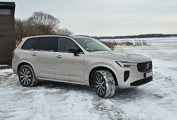 Apceļojam Latviju ar 455 zirgspēku jaudīgo Volvo XC90 Plug-in sadarbībā ar «Volvo Mūsa Motors Rīga» Apceļojam Latviju ar 455 zirgspēku jaudīgo Volvo XC90 Plug-in sadarbībā ar «Volvo Mūsa Motors Rīga» 368144