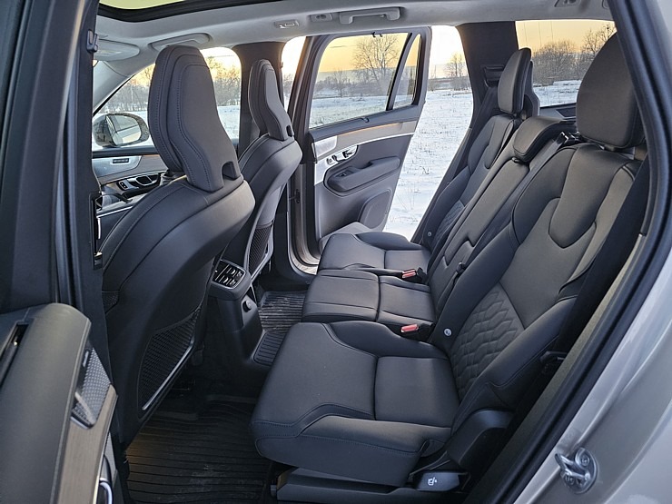 Apceļojam Latviju ar 455 zirgspēku jaudīgo Volvo XC90 Plug-in sadarbībā ar «Volvo Mūsa Motors Rīga» Apceļojam Latviju ar 455 zirgspēku jaudīgo Volvo XC90 Plug-in sadarbībā ar «Volvo Mūsa Motors Rīga» 368154