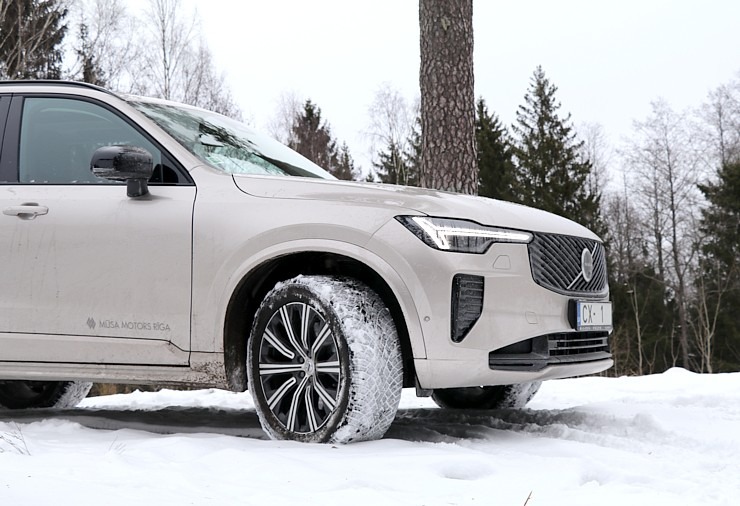 Apceļojam Latviju ar 455 zirgspēku jaudīgo Volvo XC90 Plug-in sadarbībā ar «Volvo Mūsa Motors Rīga» Apceļojam Latviju ar 455 zirgspēku jaudīgo Volvo XC90 Plug-in sadarbībā ar «Volvo Mūsa Motors Rīga» 368161