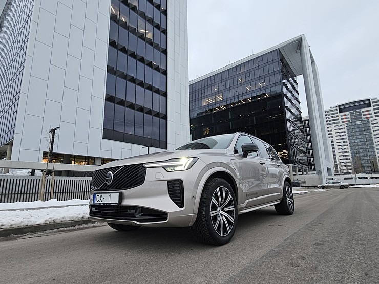 Apceļojam Latviju ar 455 zirgspēku jaudīgo Volvo XC90 Plug-in sadarbībā ar «Volvo Mūsa Motors Rīga» Apceļojam Latviju ar 455 zirgspēku jaudīgo Volvo XC90 Plug-in sadarbībā ar «Volvo Mūsa Motors Rīga» 368127