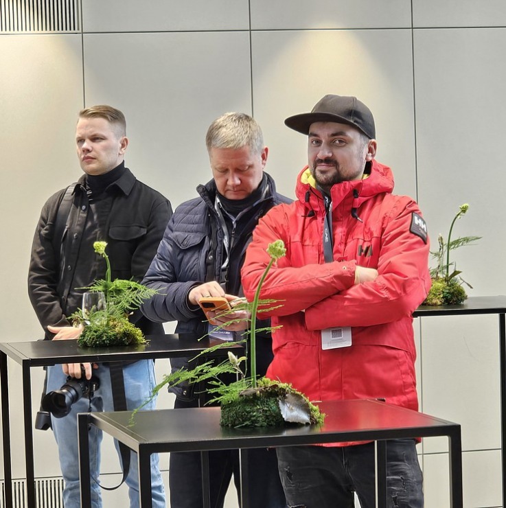Travelnews.lv klātienē iepazīst pasaulē vadošā elektromobiļu ražotāja BYD (Build Your Dreams) spēkratus 369449