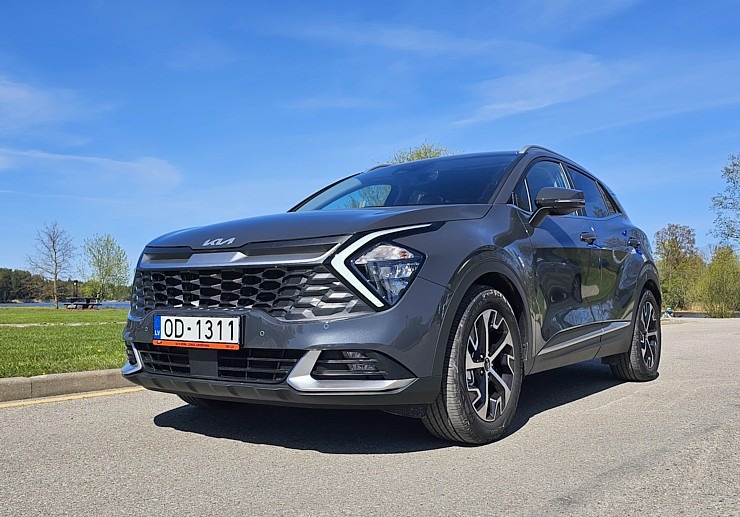 Sadarbībā ar auto nomu «Sixt Latvija» ceļojam ar vāģi «KIA Sportage», kas ir pieejams sākot no 29 eiro dienā Sadarbībā ar auto nomu «Sixt Latvija» ceļojam ar vāģi «KIA Sportage», kas ir pieejams sākot no 29 eiro dienā 370538