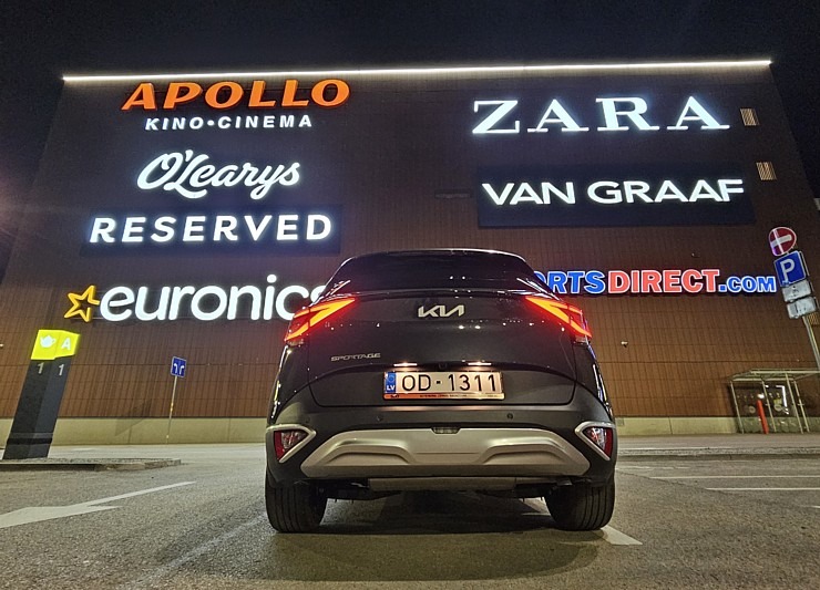 Sadarbībā ar auto nomu «Sixt Latvija» ceļojam ar vāģi «KIA Sportage», kas ir pieejams sākot no 29 eiro dienā Sadarbībā ar auto nomu «Sixt Latvija» ceļojam ar vāģi «KIA Sportage», kas ir pieejams sākot no 29 eiro dienā 370578