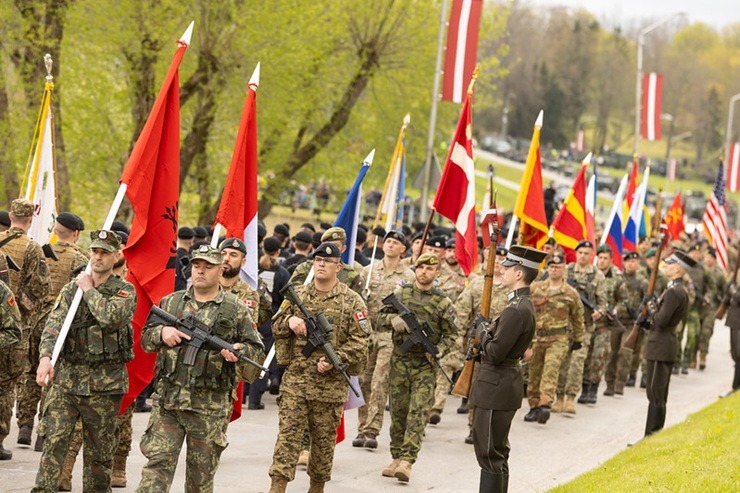 Talsos norisinās Nacionālo bruņoto spēku diena – Brīvības svētki 370772