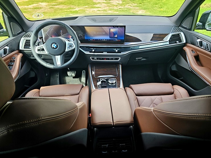 Sadarbībā ar auto nomu «Sixt Latvija» ceļojam ar vāģi «BMW X5» uz Latgali 370974