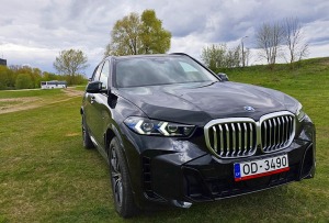 Sadarbībā ar auto nomu «Sixt Latvija» apceļojam Latviju ar vāģi «BMW X5» 12